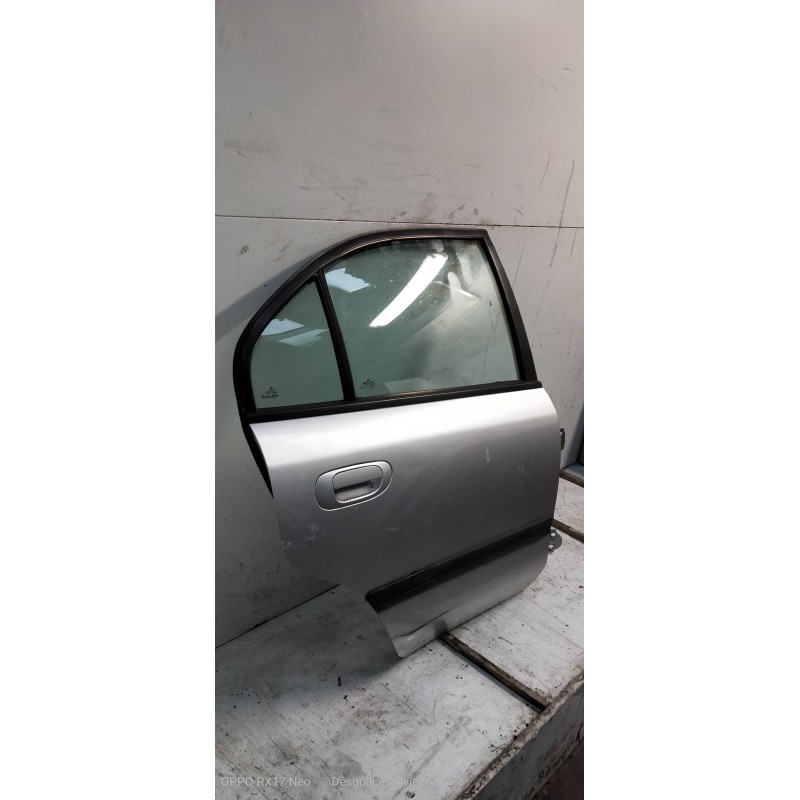 Recambio de puerta trasera derecha para mitsubishi carisma berlina 5 (da0) 1900 di-d elegance referencia OEM IAM   