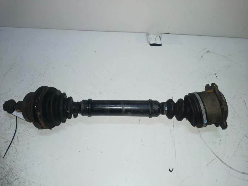 Recambio de transmision delantera izquierda para audi a6 berlina (4b2) 2.5 tdi quattro referencia OEM IAM   