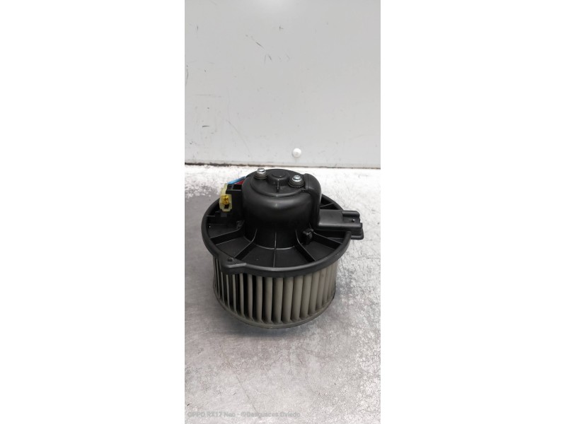Recambio de motor calefaccion para mitsubishi carisma berlina 5 (da0) 1900 di-d elegance referencia OEM IAM   