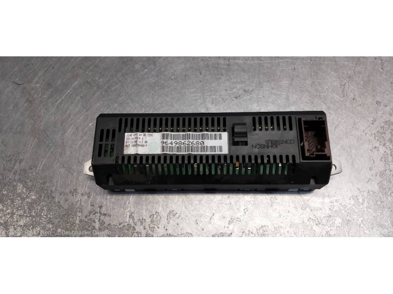 Recambio de pantalla multifuncion para peugeot 307 berlina (s2) x-line referencia OEM IAM 9649862680 281141999A 