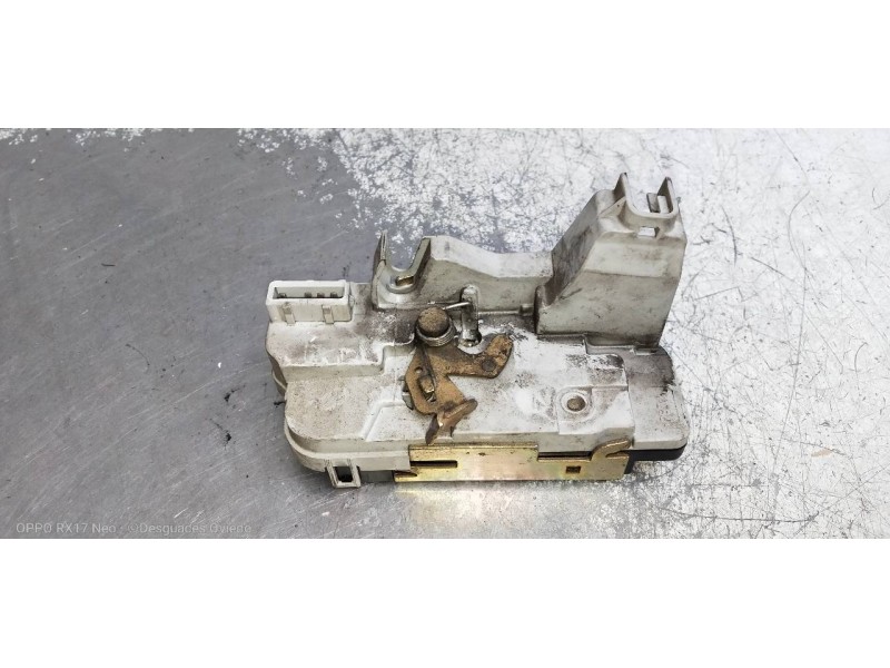 Recambio de motor cierre centralizado trasero derecho para peugeot 307 berlina (s2) x-line referencia OEM IAM   