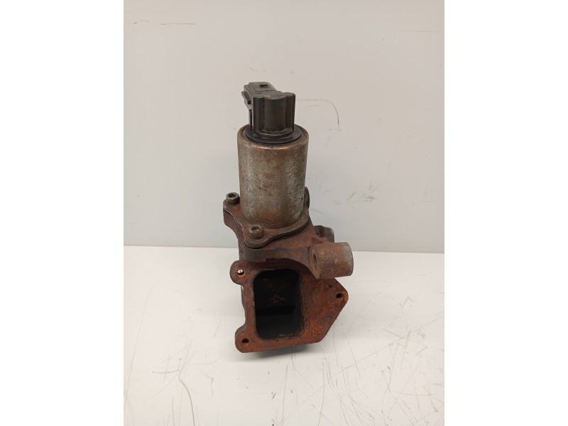 Recambio de valvula egr para ssangyong rexton rx 270 plus / 270 xdi plus referencia OEM IAM   
