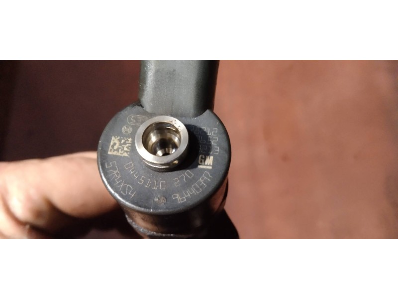 Recambio de inyector para chevrolet lacetti cdx referencia OEM IAM 0445110270 96440397 