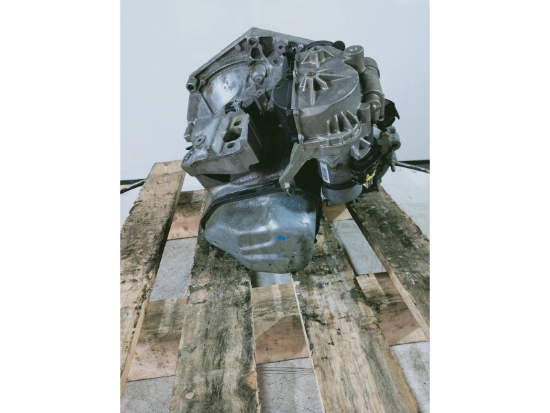 Recambio de caja cambios para citroen c3 1.4 x-tr referencia OEM IAM 20CP56 2000922 AUTOMAT