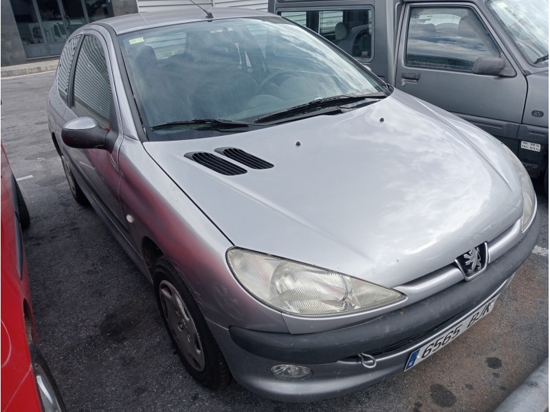 peugeot 206 berlina del año 2001 peugeot 206 berlina del año 2001