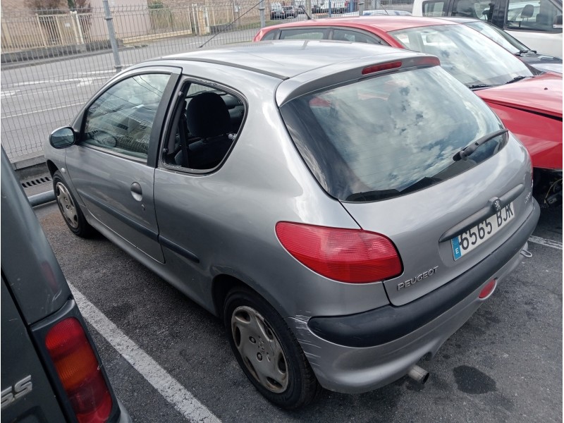 peugeot 206 berlina del año 2001 peugeot 206 berlina del año 2001