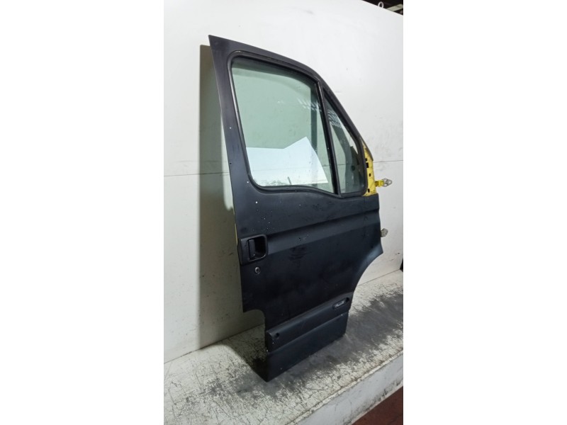 Recambio de puerta delantera derecha para renault mascott 2.8 diesel referencia OEM IAM   2P