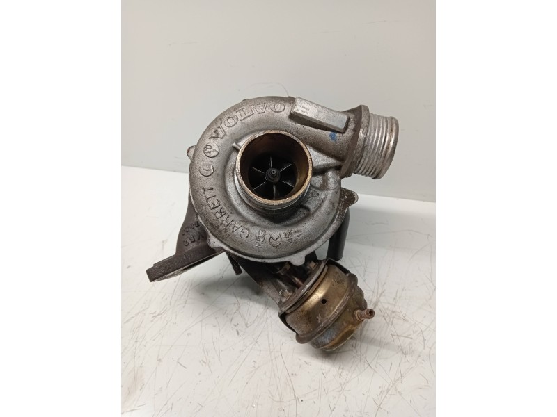 Recambio de turbocompresor para volvo s80 berlina 2.4 d referencia OEM IAM 7231672 8653146 GT2052V