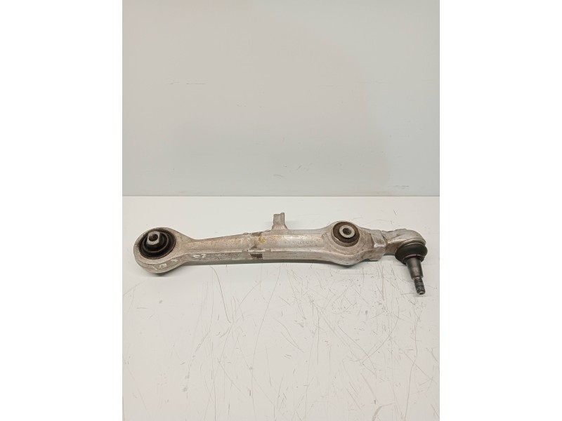 Recambio de brazo suspension inferior delantero izquierdo para audi a6 berlina (4b2) 2.5 tdi quattro referencia OEM IAM 4B340715