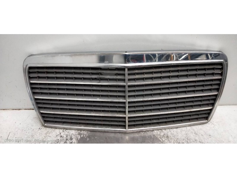 Recambio de rejilla delantera para mercedes clase e (w124) berlina 300 d / e 300 d turbo (124.133) referencia OEM IAM   
