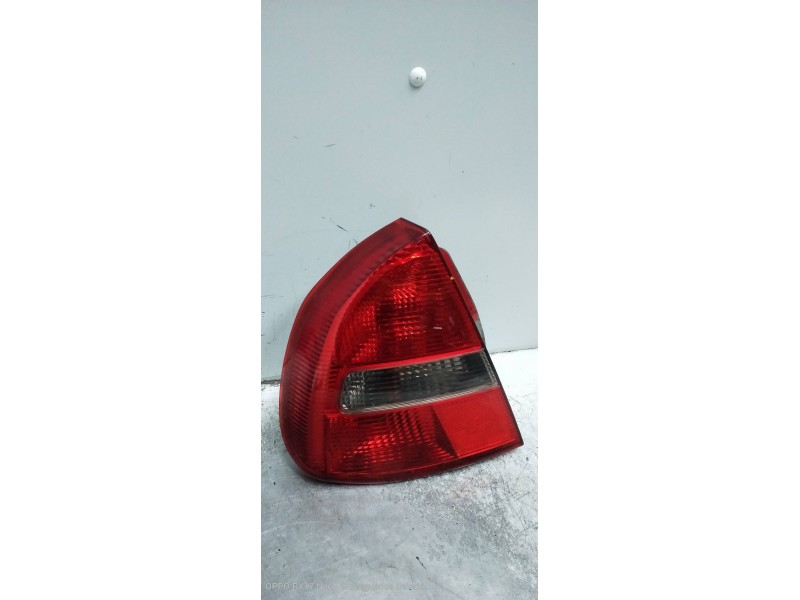 Recambio de piloto trasero izquierdo para mitsubishi carisma berlina 5 (da0) 1900 di-d elegance referencia OEM IAM   