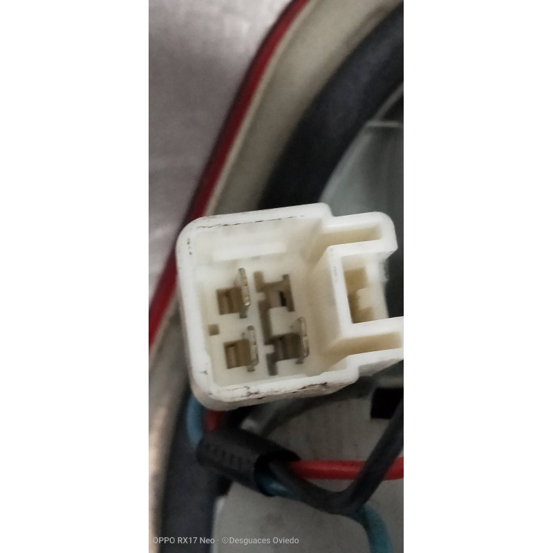 Recambio de piloto trasero izquierdo interior para mitsubishi carisma berlina 5 (da0) 1900 di-d elegance referencia OEM IAM   