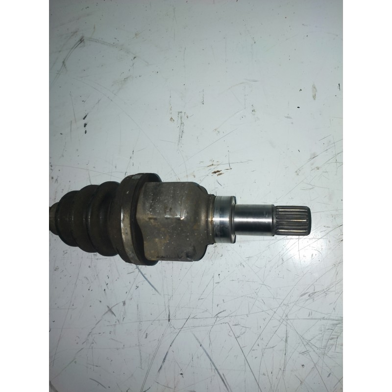 Recambio de transmision delantera izquierda para citroen c3 1.4 x-tr referencia OEM IAM 9638016980  