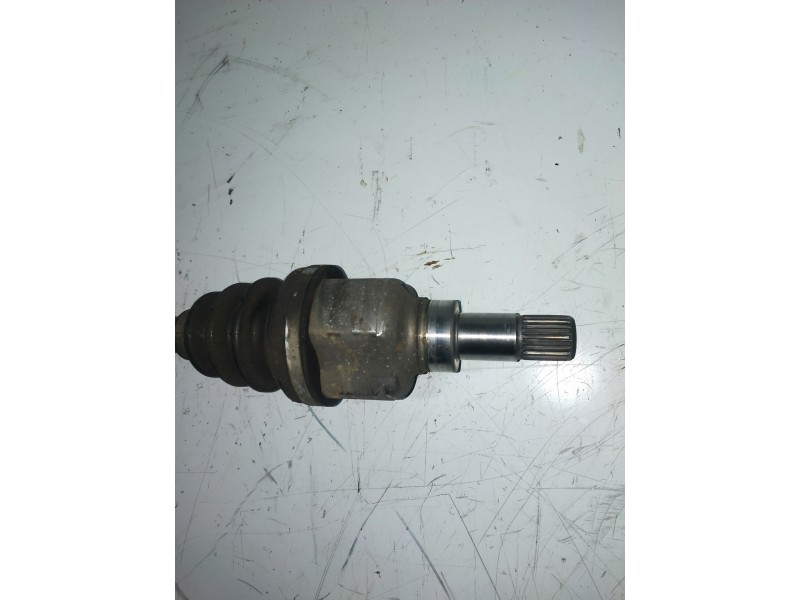 Recambio de transmision delantera izquierda para citroen c3 1.4 x-tr referencia OEM IAM 9638016980  