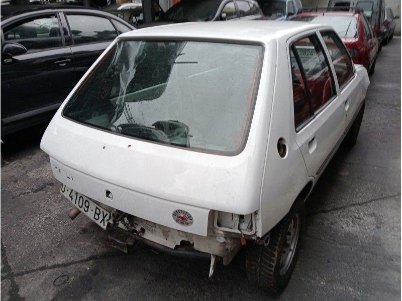 peugeot 205 berlina del año 1997