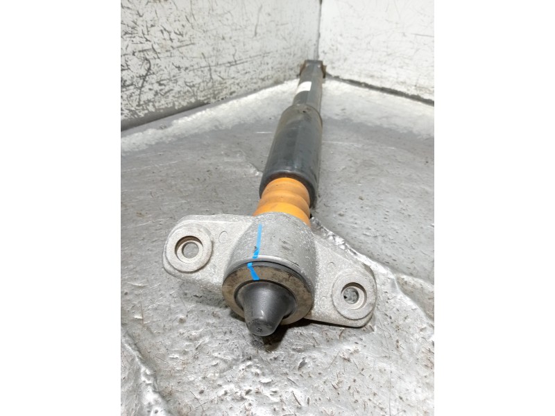 Recambio de amortiguador trasero derecho para hyundai i30 (pd) essence referencia OEM IAM S18G19B2045  