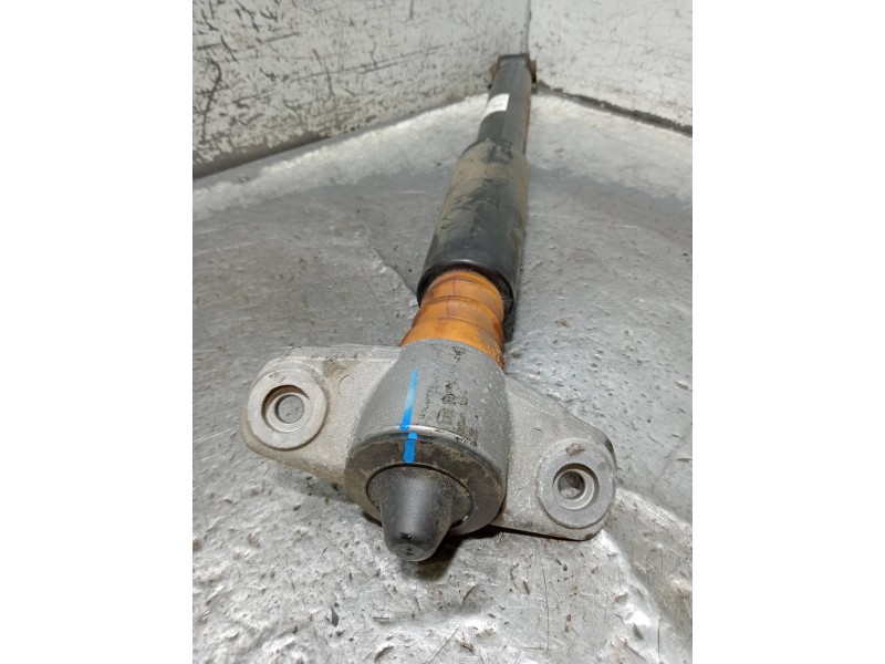 Recambio de amortiguador trasero izquierdo para hyundai i30 (pd) essence referencia OEM IAM S18G19B2042  