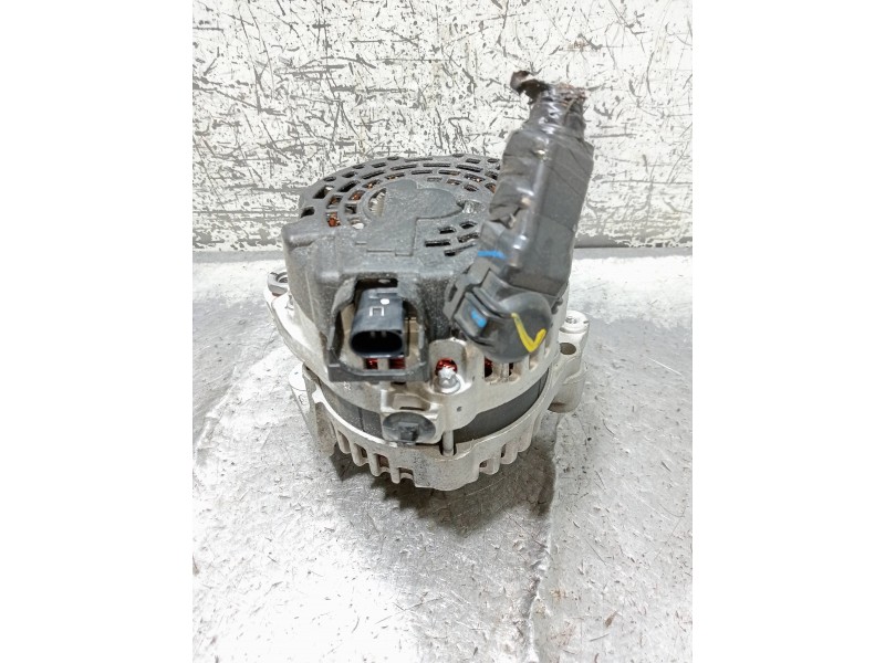 Recambio de alternador para hyundai i30 (pd) essence referencia OEM IAM 3730004950 8400383 