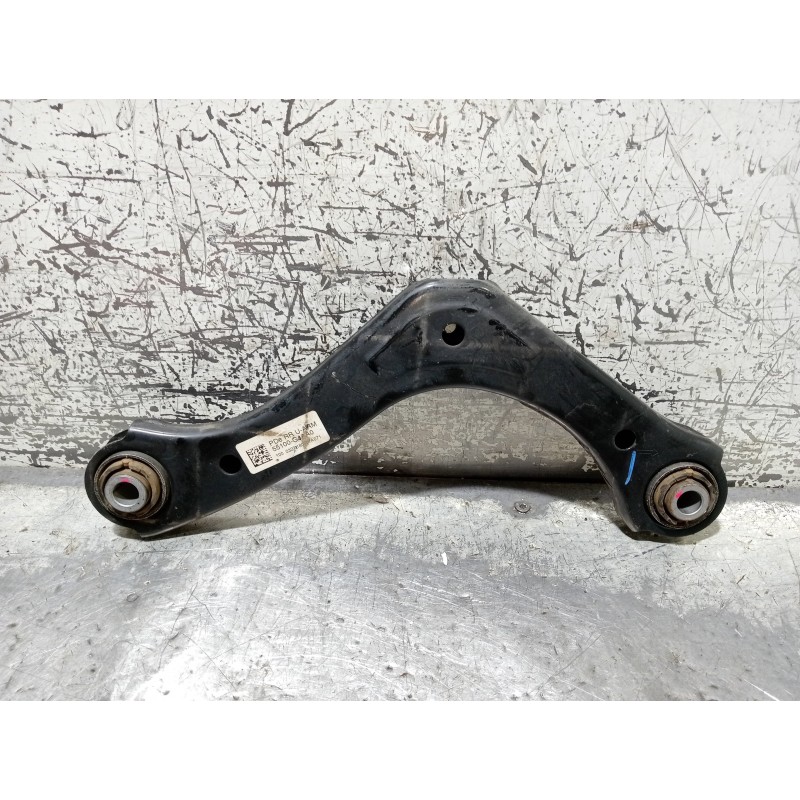 Recambio de brazo suspension superior trasero izquierdo para hyundai i30 (pd) essence referencia OEM IAM 55100G4AA0  