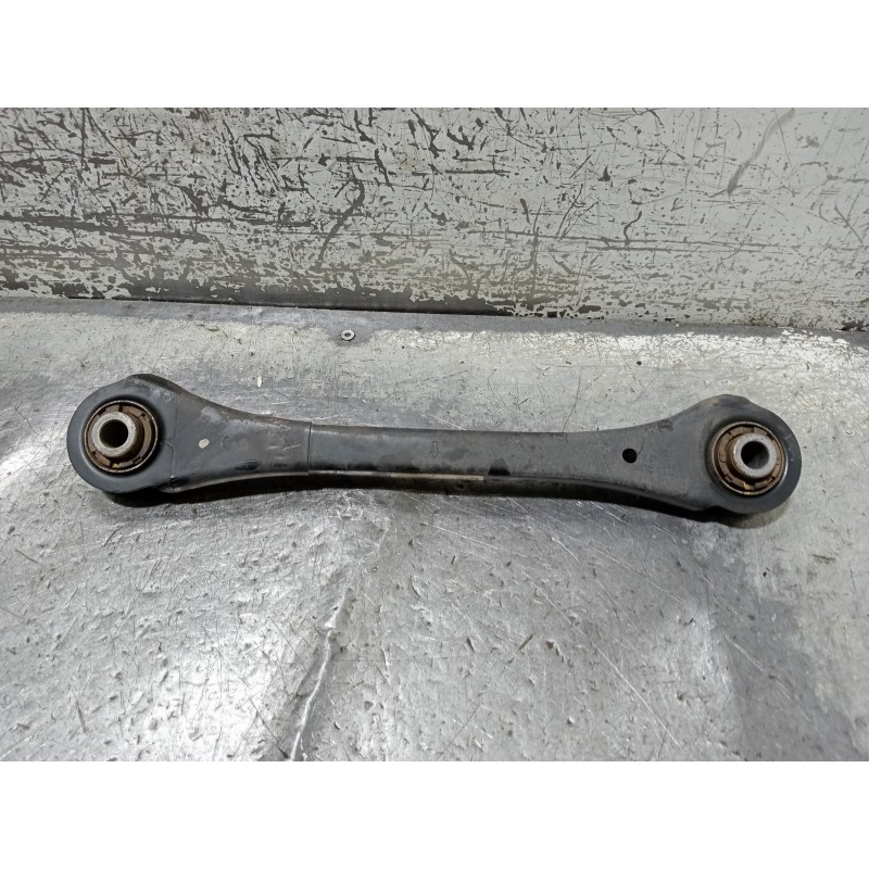 Recambio de brazo suspension superior trasero izquierdo para hyundai i30 (pd) essence referencia OEM IAM 55250G4AA0  