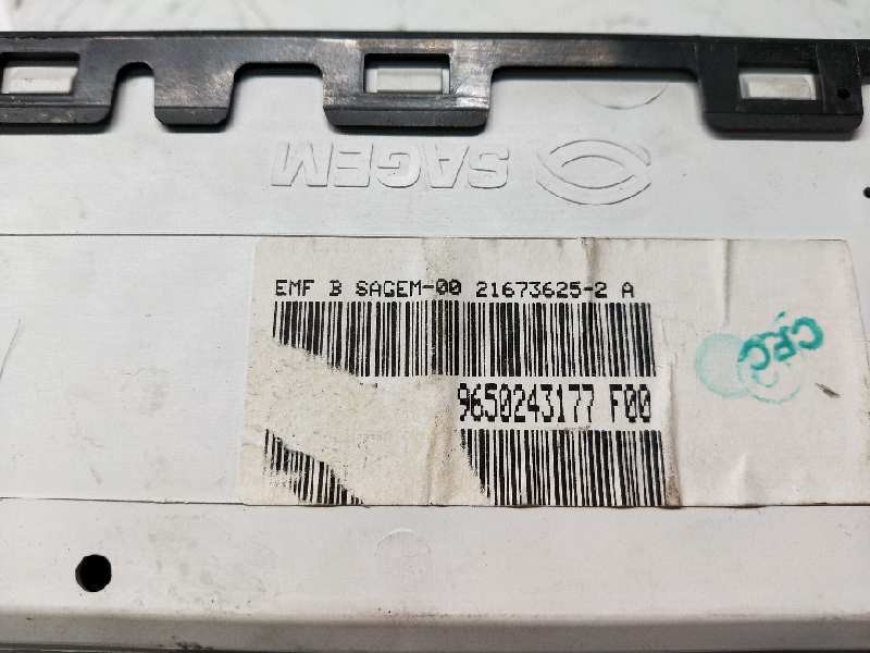 Recambio de pantalla multifuncion para citroen c5 berlina exclusive referencia OEM IAM 9650243177 216736252A F00