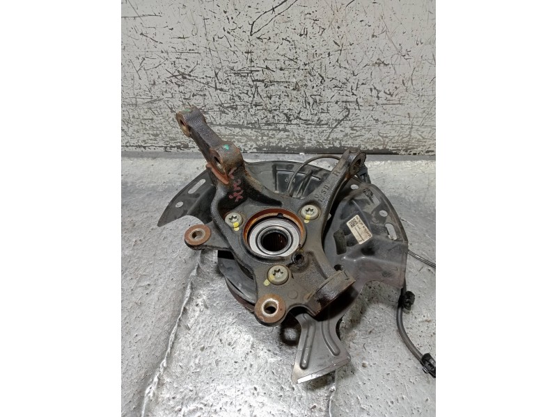Recambio de mangueta delantera derecha para hyundai i30 (pd) essence referencia OEM IAM   