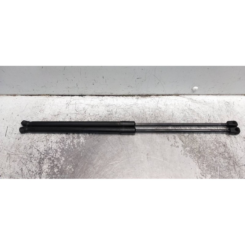 Recambio de amortiguadores maletero / porton para opel corsa d ´´111 years´´ referencia OEM IAM 13182309 315005777 