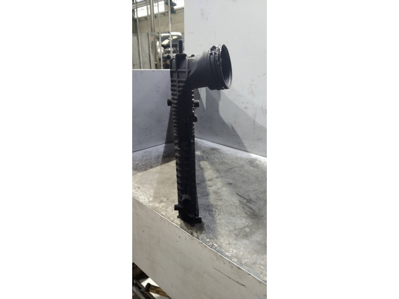 Recambio de intercooler para volkswagen passat berlina (3c2) referencia OEM IAM    Recambio de intercooler para volkswagen passat berlina (3c2) referencia OEM IAM