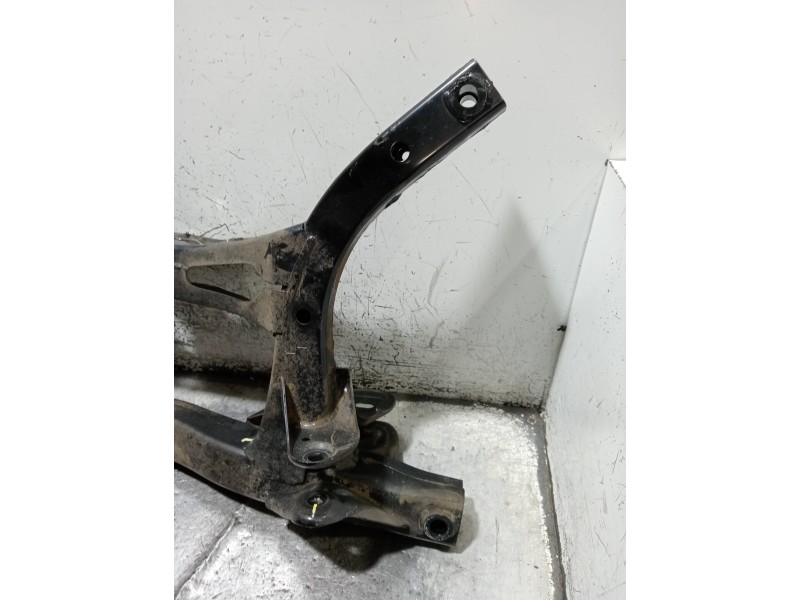 Recambio de puente trasero para hyundai i30 (pd) essence referencia OEM IAM   LA CUNA