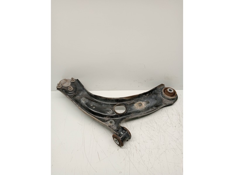 Recambio de brazo suspension inferior delantero izquierdo para seat leon (kl1) style referencia OEM IAM   