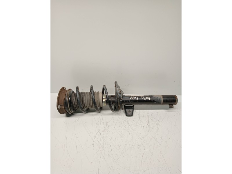 Recambio de amortiguador delantero derecho para seat leon (kl1) style referencia OEM IAM 5WA413023F  