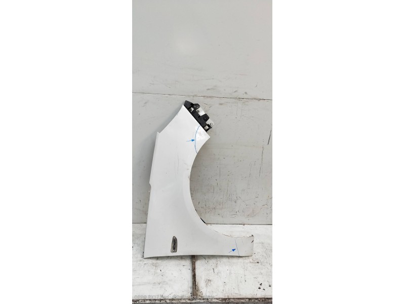 Recambio de aleta delantera derecha para opel zafira (c) referencia OEM IAM   