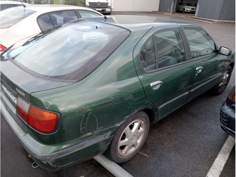 nissan primera berlina (p11) del año 1999