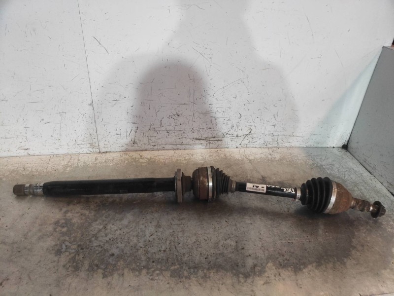 Recambio de transmision delantera derecha para opel insignia berlina cosmo referencia OEM IAM 13219092  