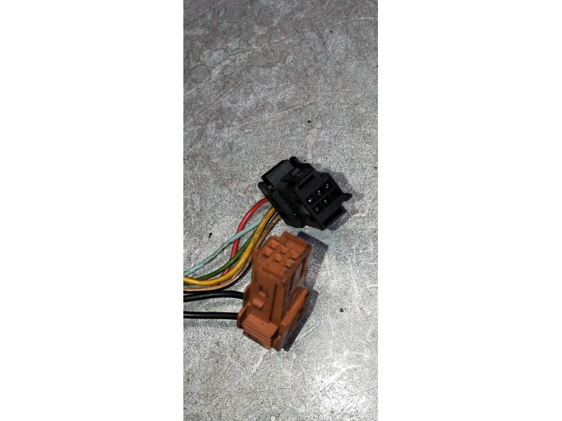 Recambio de retrovisor derecho para citroen c3 lx referencia OEM IAM   