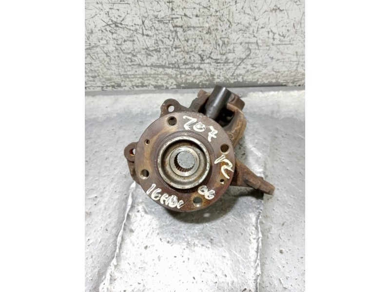 Recambio de mangueta delantera izquierda para peugeot 207 premium referencia OEM IAM   