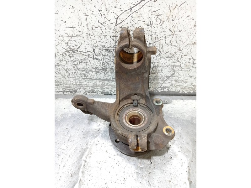 Recambio de mangueta delantera izquierda para peugeot 207 premium referencia OEM IAM   