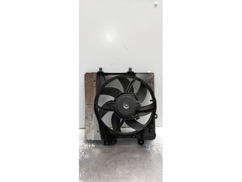 Recambio de electroventilador para citroen c3 lx referencia OEM IAM 9682902080  