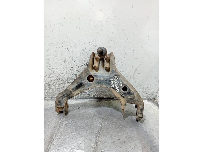 Recambio de brazo suspension inferior delantero izquierdo para ssangyong korando 2.9 tdi referencia OEM IAM   