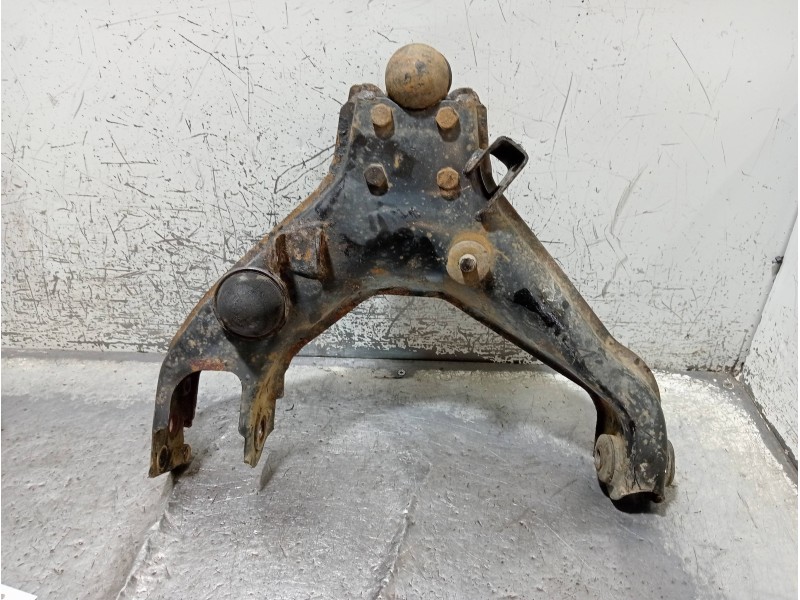 Recambio de brazo suspension inferior delantero izquierdo para ssangyong korando 2.9 tdi referencia OEM IAM   