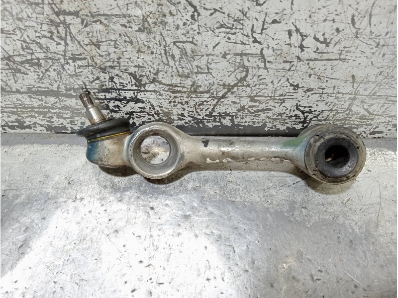 Recambio de brazo suspension inferior delantero derecho para mercedes clase e (w123) berlina+coupe d 300 referencia OEM IAM 1233