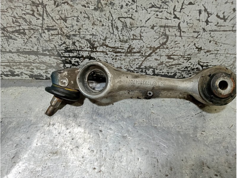 Recambio de brazo suspension inferior delantero derecho para mercedes clase e (w123) berlina+coupe d 300 referencia OEM IAM 1233
