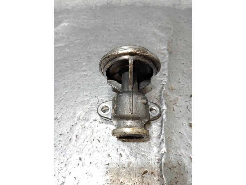 Recambio de valvula egr para mercedes clase e (w124) berlina 300 d / e 300 d turbo (124.133) referencia OEM IAM   