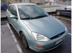 ford focus berlina (cak) del año 2001
