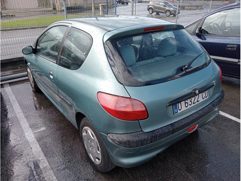 peugeot 206 berlina del año 1999
