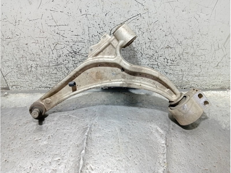 Recambio de brazo suspension inferior delantero izquierdo para opel zafira (c) referencia OEM IAM   
