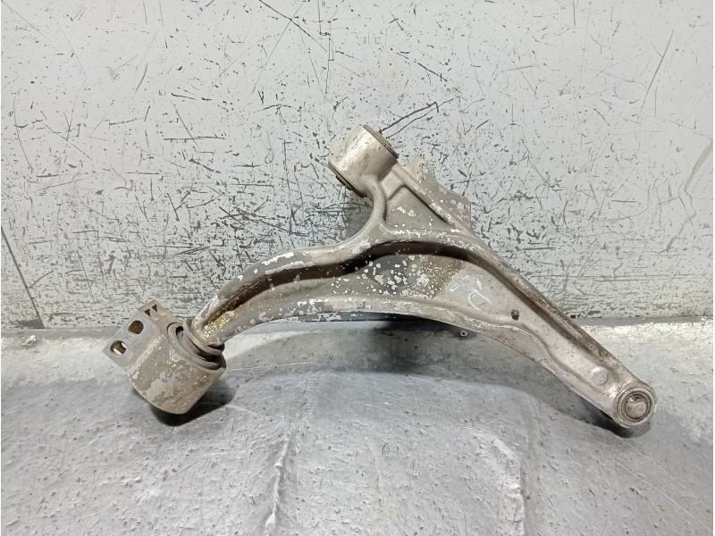 Recambio de brazo suspension inferior delantero izquierdo para opel zafira (c) referencia OEM IAM   