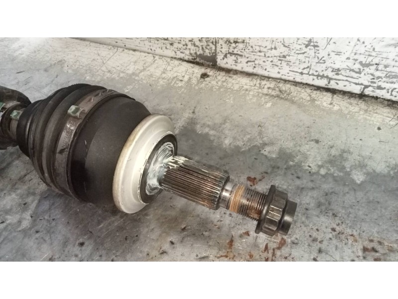 Recambio de transmision delantera izquierda para lexus nx 300h 4wd referencia OEM IAM 4342078020  