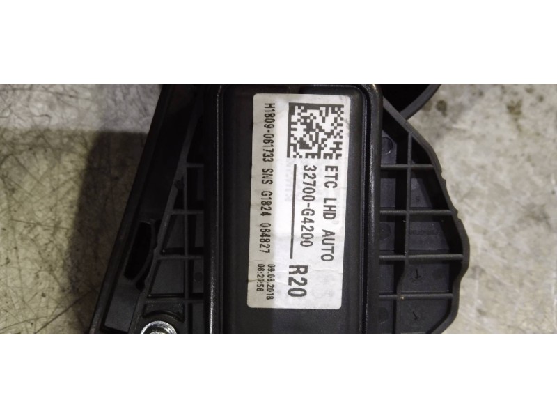 Recambio de potenciometro pedal para hyundai i30 (pd) essence referencia OEM IAM 32700G4200  