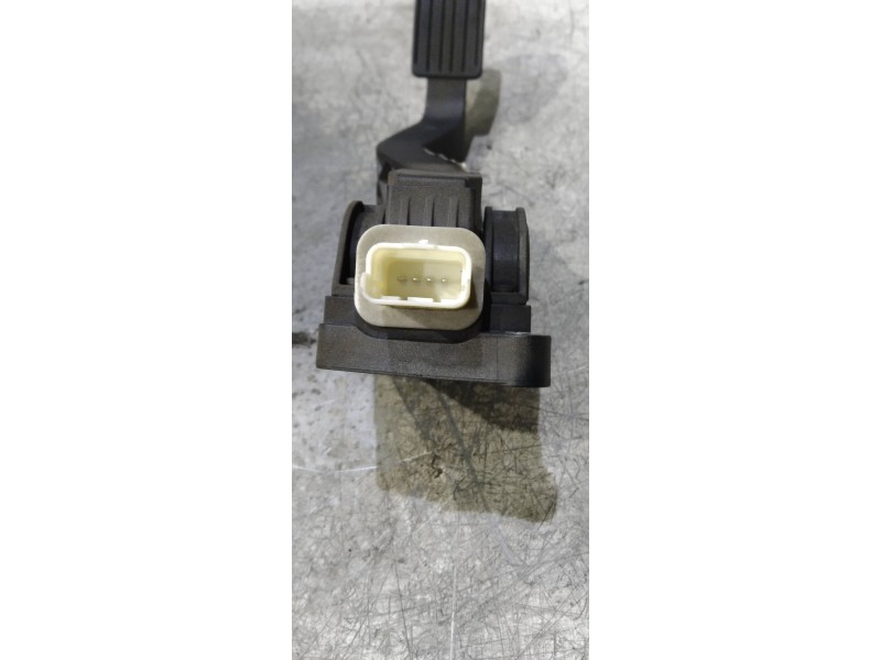 Recambio de potenciometro pedal para peugeot 307 berlina (s2) x-line referencia OEM IAM F00C3E2429  